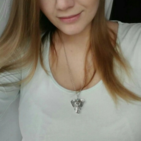 NWOT Vintage Style Elephant Necklace - Picture 7 of 7